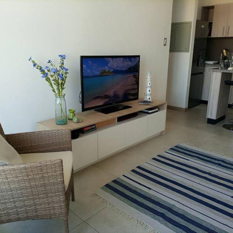 Hermoso departamento a pasos del mar. - Two-Bedroom Apartment - 6