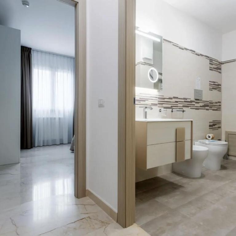 Azzurra Apartments - Apartment mit Balkon - 16