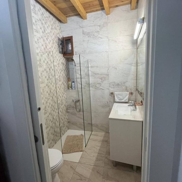 Apartamento patio de los leones - Two-Bedroom Apartment - 23