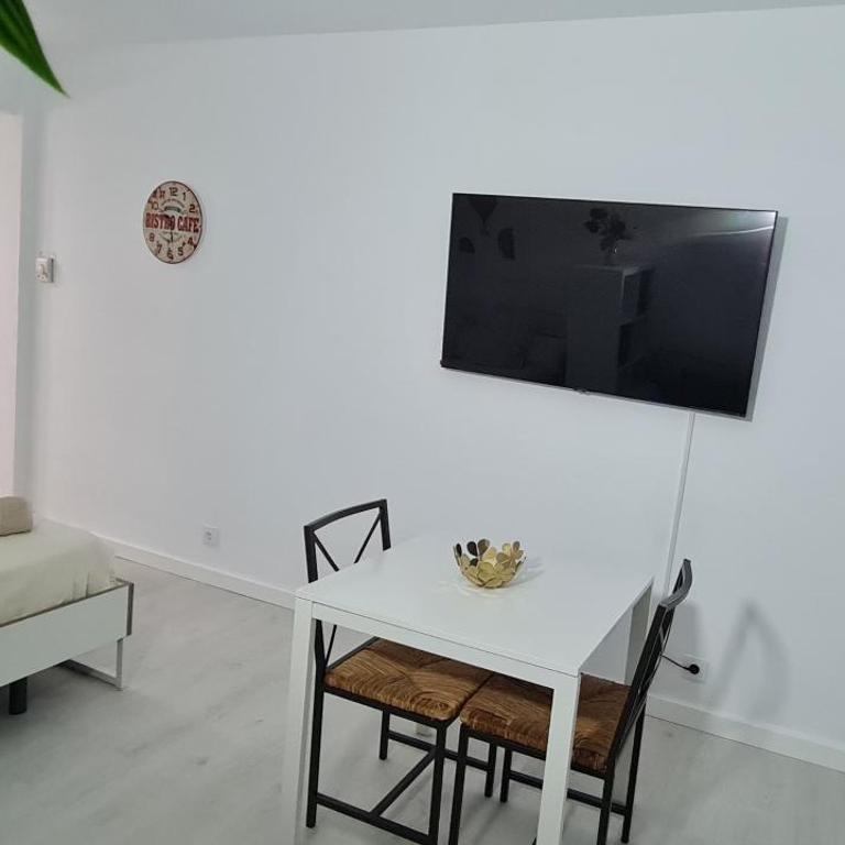 Loft Triana Sevilla - One-Bedroom Apartment - 18
