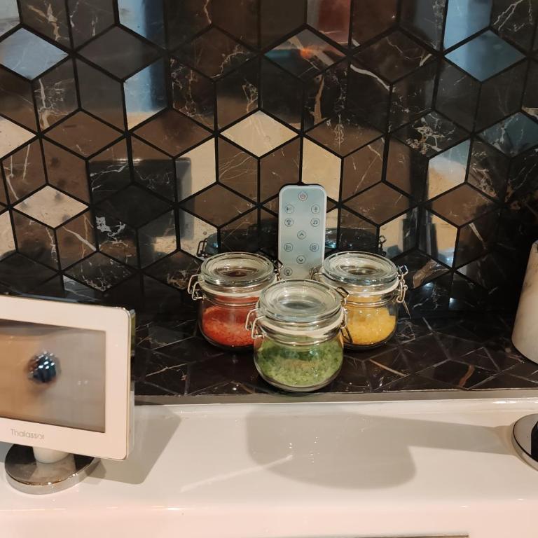 Le Quai Amiénois - Romance Tropicale - SPA Romantique - Deluxe Apartment - 10