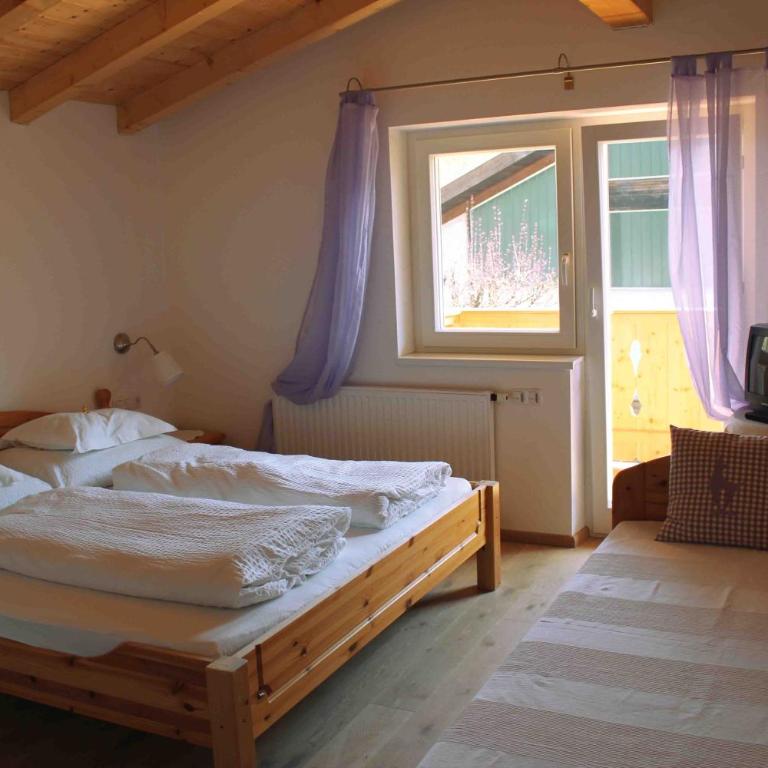 Haus Senoner - Apartment mit 2 Schlafzimmern und Balkon - 22