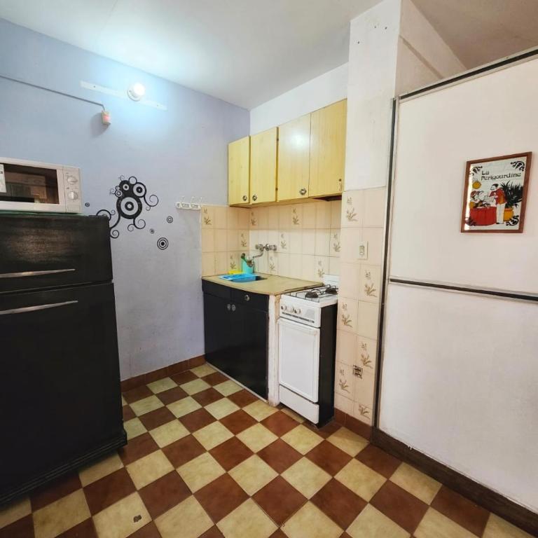 Con SEÑA previa, Alquiler de Sábado a Sábado, Fanuchito Dto PB Esquina, - Casa de 2 dormitorios - 9