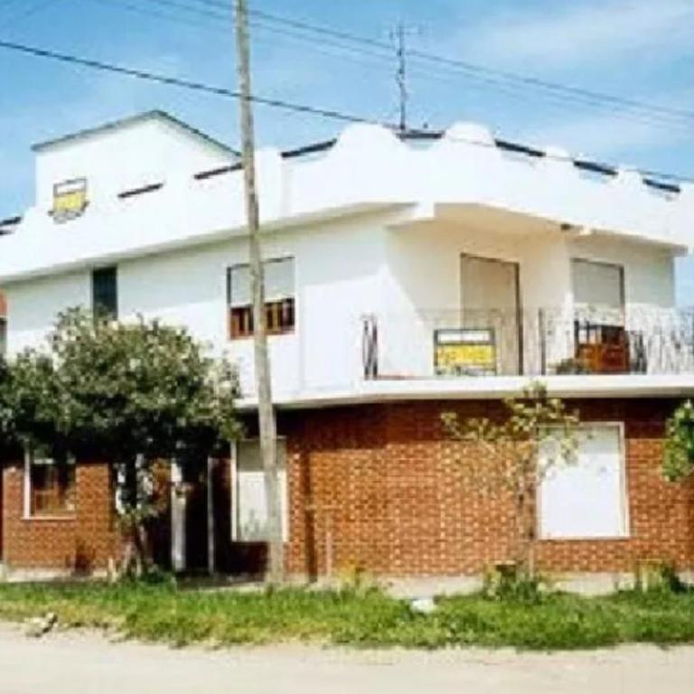 Con SEÑA previa, Alquiler de Sábado a Sábado, Fanuchito Dto PB Esquina, - Casa de 2 dormitorios - 22
