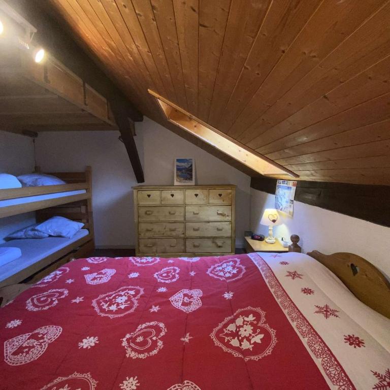 Duplex rénové à Arêches-Beaufort pour 6 pers, loggia calme - Apartment mit 1 Schlafzimmer - 5