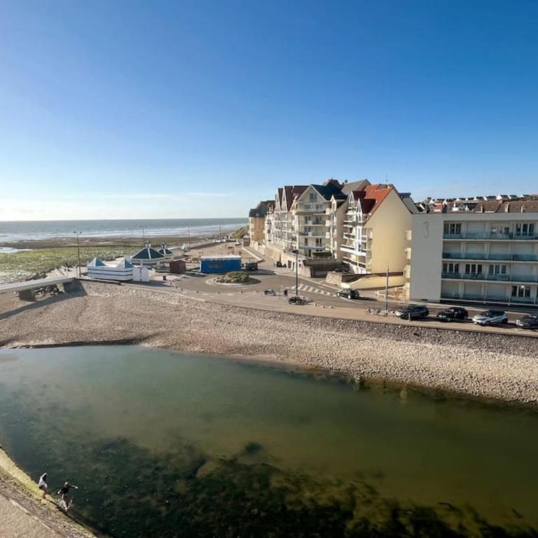 Bellevue - Appartement 60 m2 - 3 ch - vue mer - rénové à Wimereux Plage ! - Three-Bedroom Apartment - 3