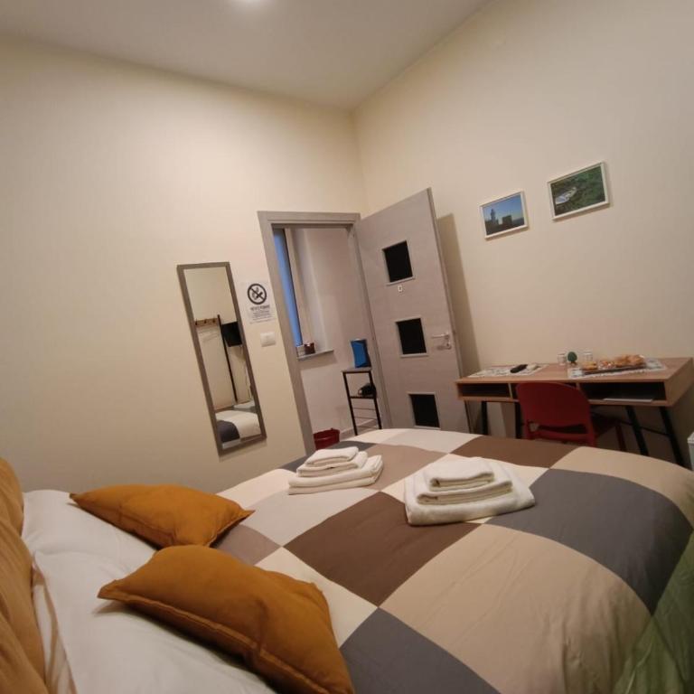 Room Sixty One - Camera Matrimoniale con Bagno in Comune - 2