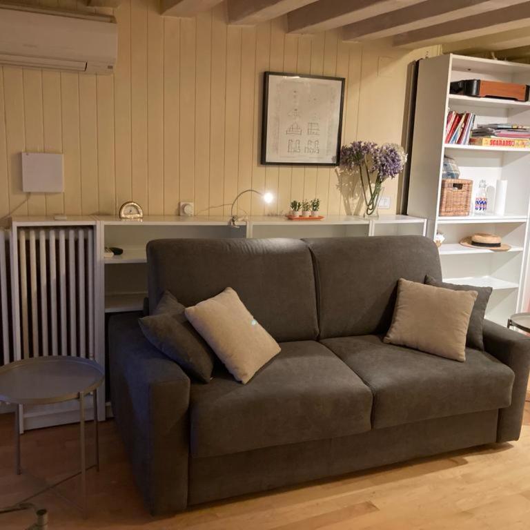Piccola dimora in palazzo storico - Appartamento con 1 Camera da Letto - 32