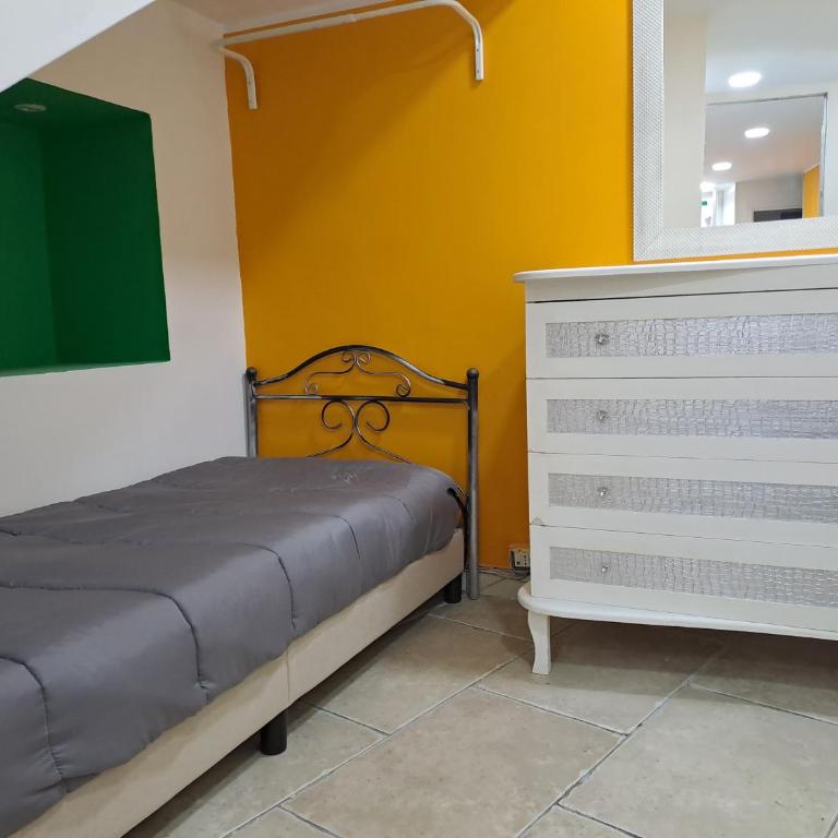 Napoli Charme - Appartamento con 3 Camere da Letto - 20