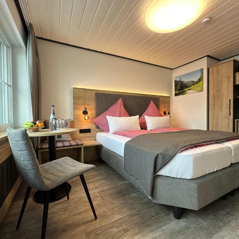 Ferienhotel Silberdistel garni - Standard Doppelzimmer - 9