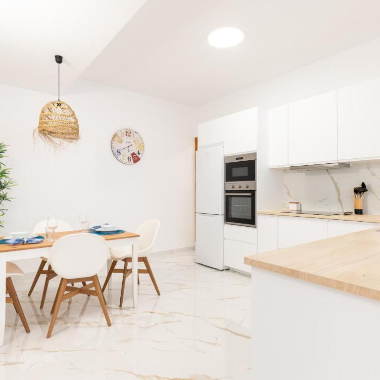 Marhaba La Laguna, alojamiento en centro histórico de San Cristóbal de La Laguna - Apartamento de 3 dormitorios - 25