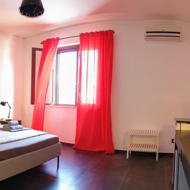 Casa California - Camera Matrimoniale Deluxe con 1 Letto Supplementare - 1