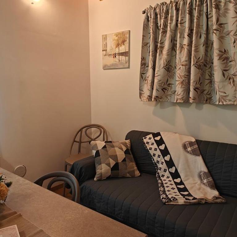 Lazy Bee Camping Village - Two-Bedroom Chalet - 20