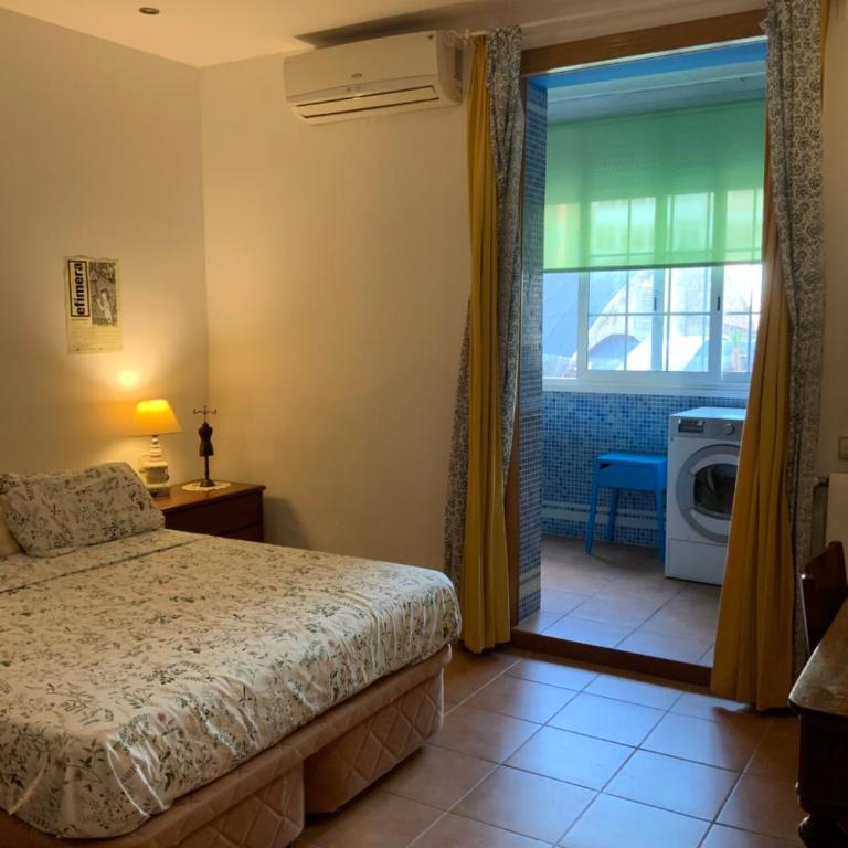 Flat Plaza de España BCN - Three-Bedroom Apartment - 9