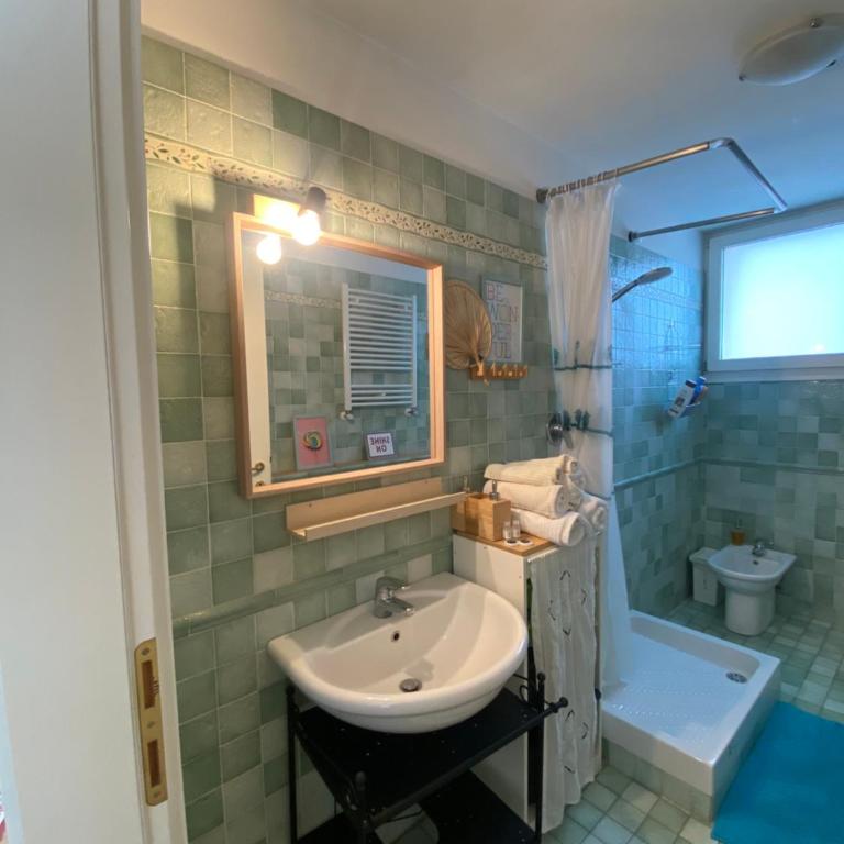 La Casa di Giulia, spazioso loft su due livelli a 10 minuti di macchina dal centro - Appartamento con 1 Camera da Letto - 15
