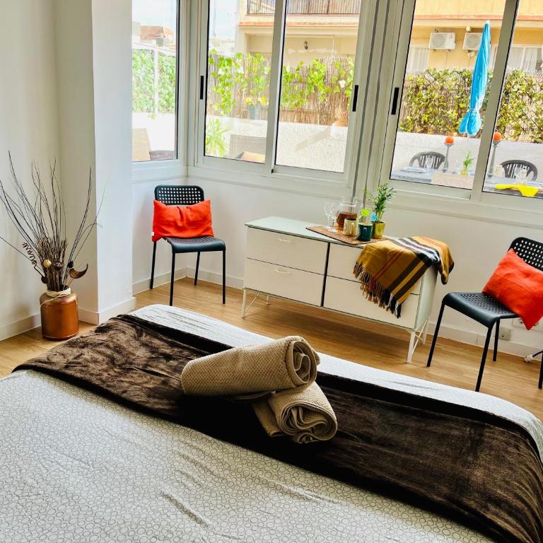 Calm Terrace Barcelona - Two-Bedroom Apartment - 23
