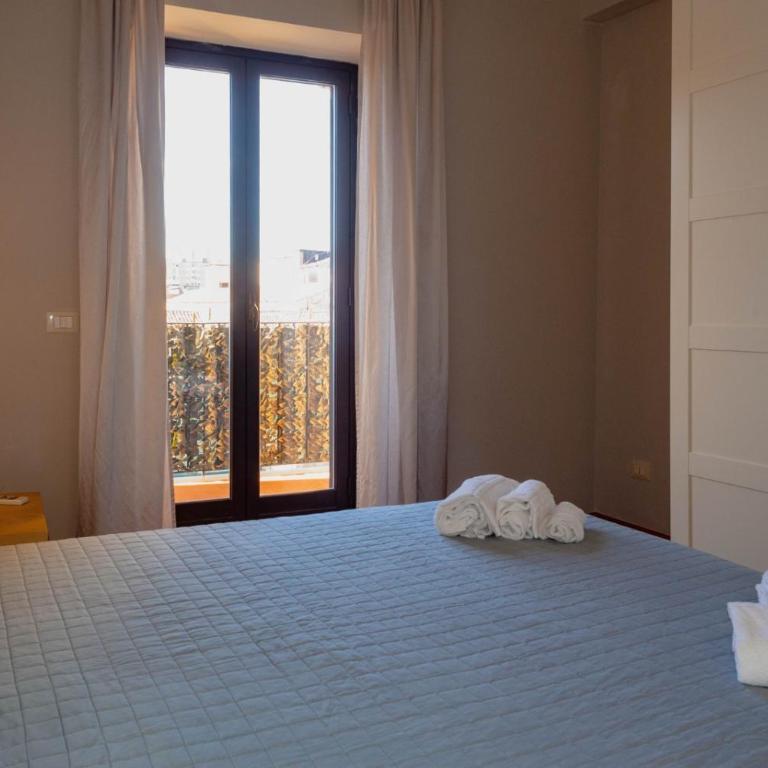Katane Holidays - Two-Bedroom Apartment with Balcony - 7