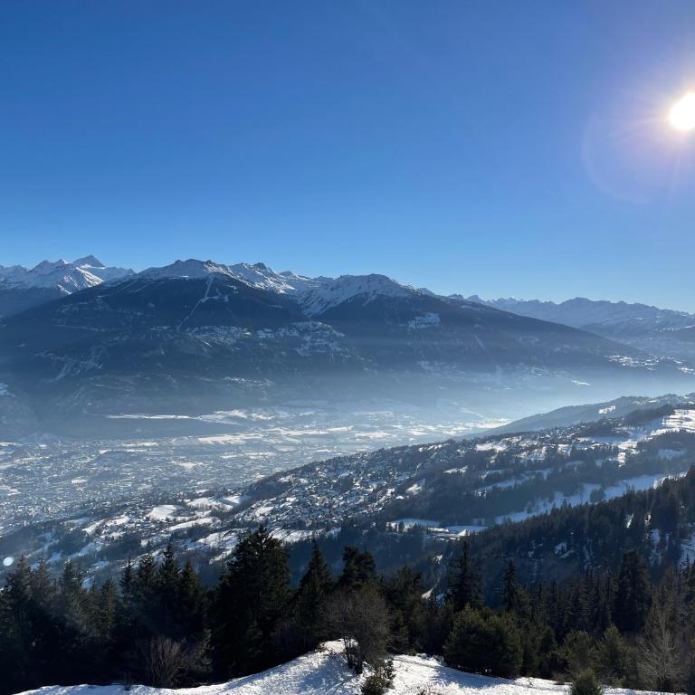 Bel appartement de 2 chambres avec magnifique vue à Crans-Montana - Appartement avec Vue sur la Montagne - 1