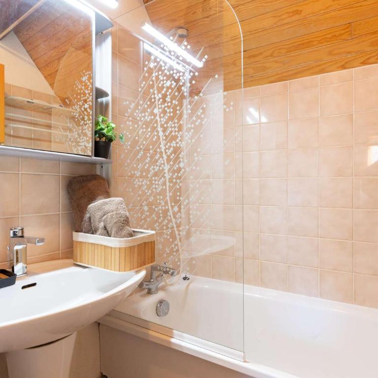 Duplex 3 chambres près de Saint Lary pour 6 personnes - FR-1-296-484 - Appartement - 6