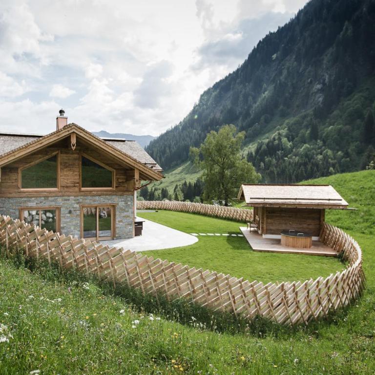 Alpenchalet Rauris - Holiday Home with bathroom - 1