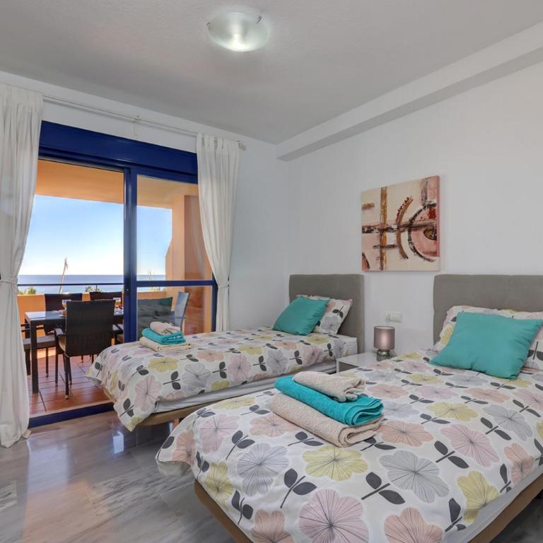 Spectacular Sea View Duplex - near Duquesea port, Manilva - Apartamento de 3 dormitorios - 12