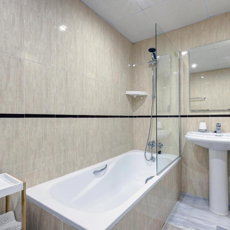 Spectacular Sea View Duplex - near Duquesea port, Manilva - Apartamento de 3 dormitorios - 24