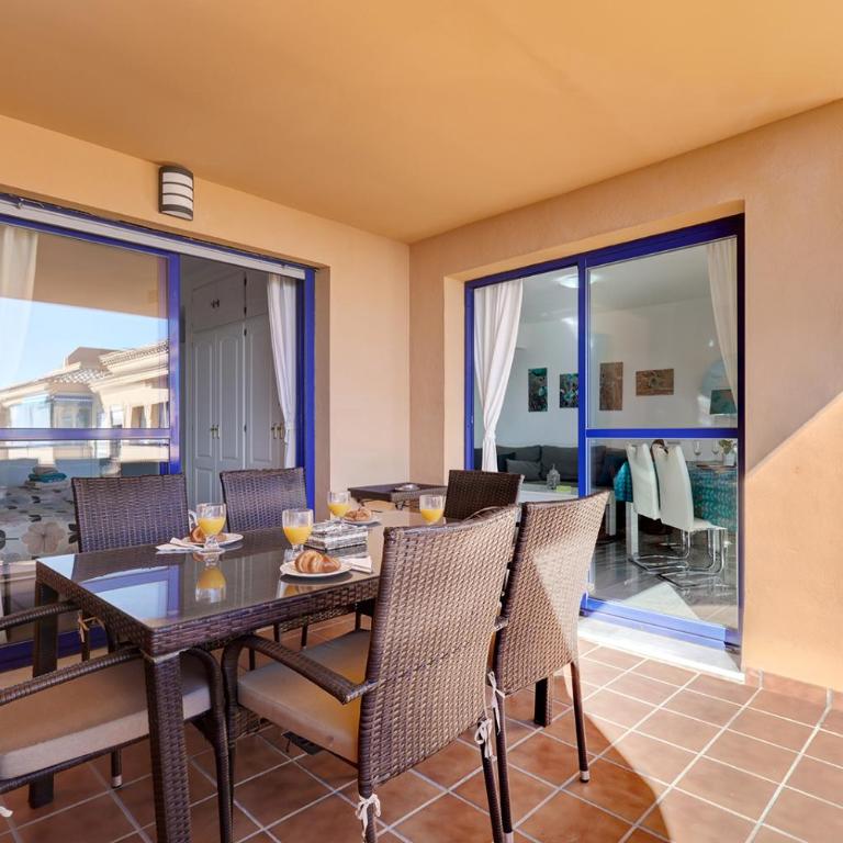Spectacular Sea View Duplex - near Duquesea port, Manilva - Apartamento de 3 dormitorios - 8