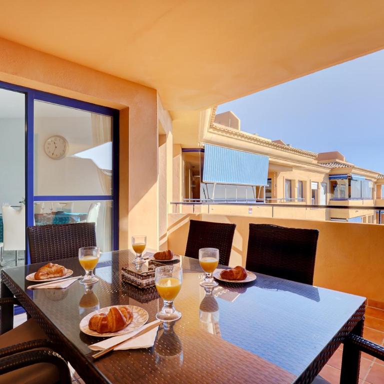 Spectacular Sea View Duplex - near Duquesea port, Manilva - Apartamento de 3 dormitorios - 17