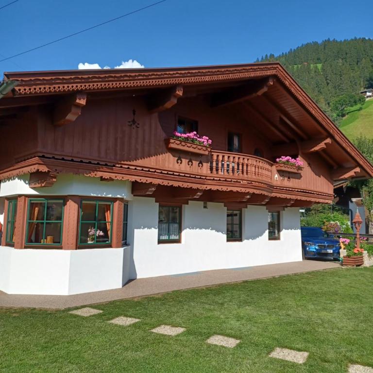 Fewo Christina - Apartment mit 2 Schlafzimmern - 1