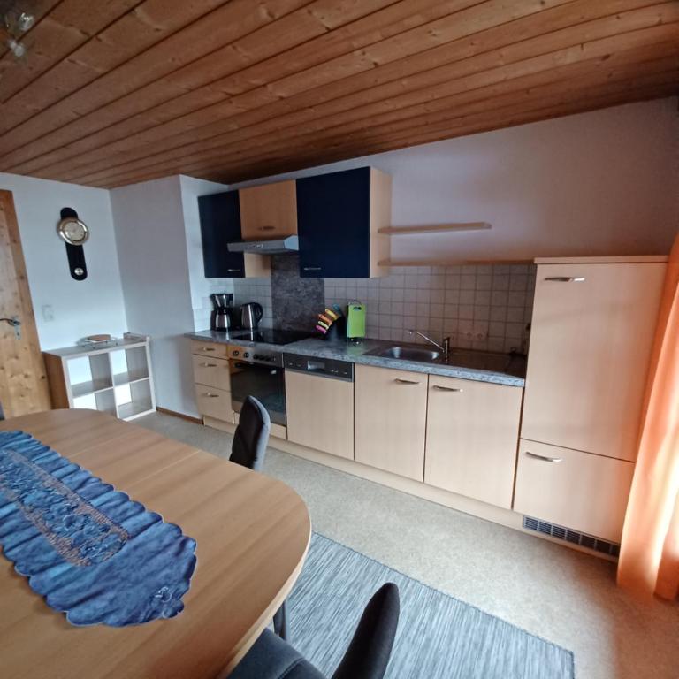 Fewo Christina - Apartment mit 2 Schlafzimmern - 12