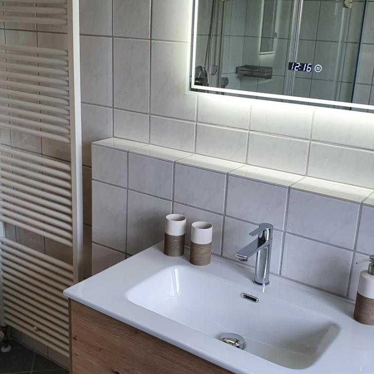Ferienwohnungen**** Sophie & Luca - Apartment mit Balkon - 8