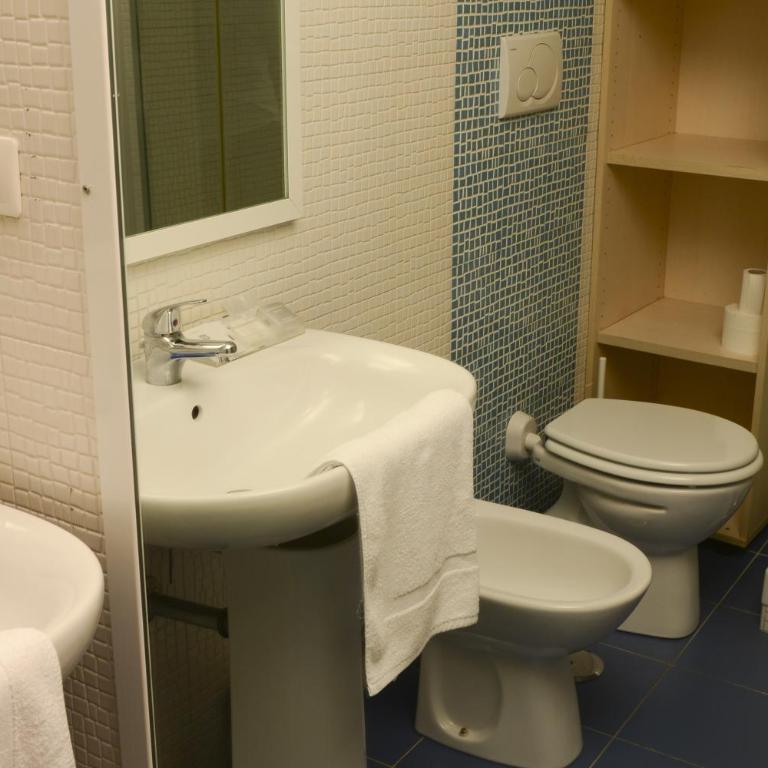 B&B Affittacamere Del Teatro - Studio Verde - 14