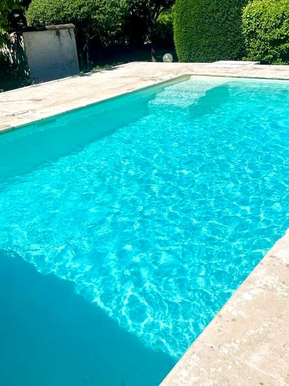 Charmante maisonnette avec jardin et piscine - Maison 1 Chambre - 24
