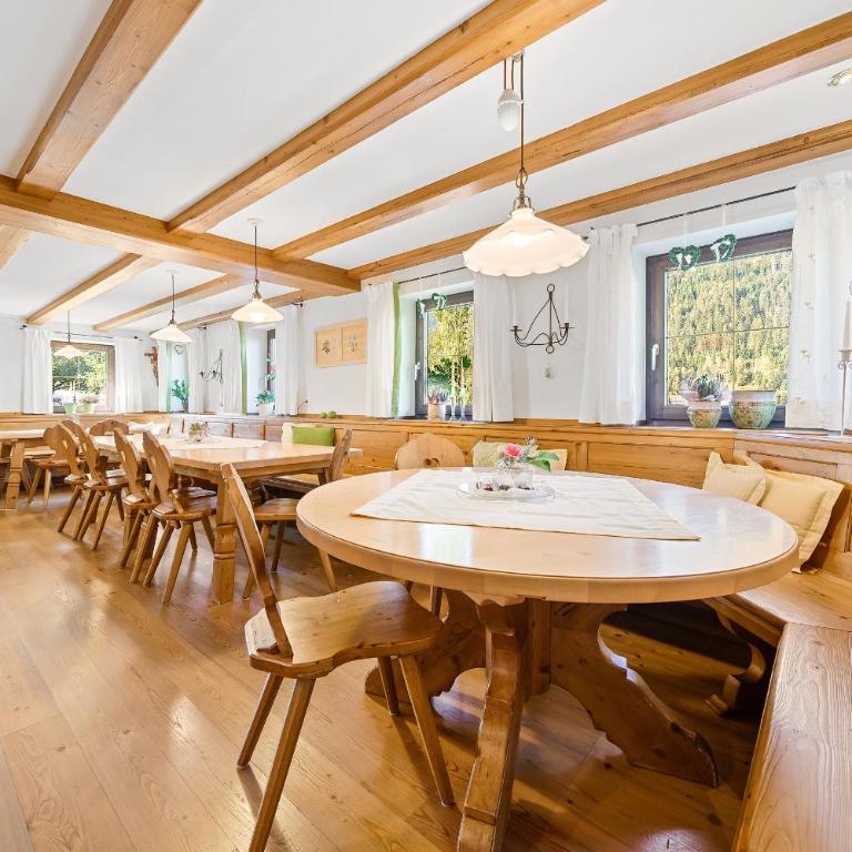 Appartement Ferienhof Ortnergut - Habitación Doble con balcón (2 adultos + 1 niño) - 25