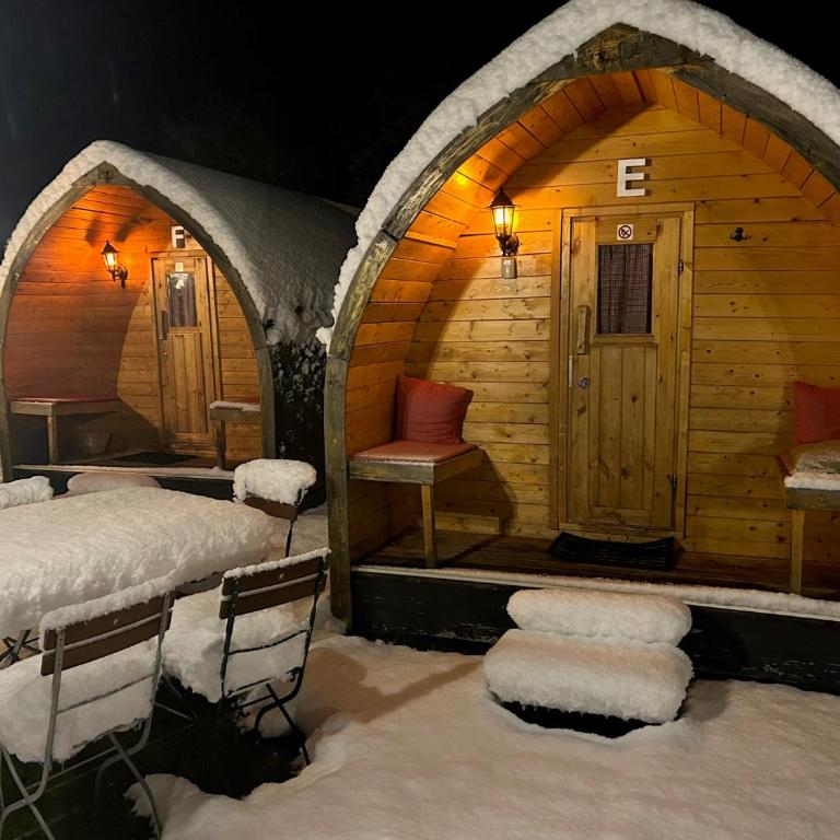 Inn-side ADVENTURE CABINS - Familienzimmer mit Gemeinschaftsbad - 18