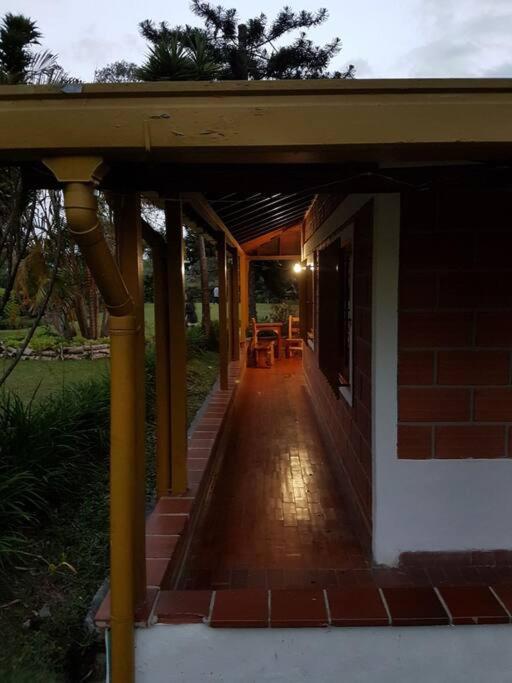 Beautiful Country House located in Llanogrande - Casa de 3 dormitorios - 38