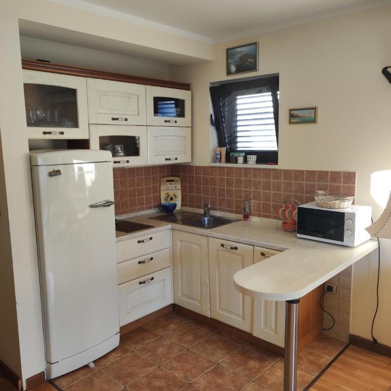 Nis&Sim - One-Bedroom Apartment - 2
