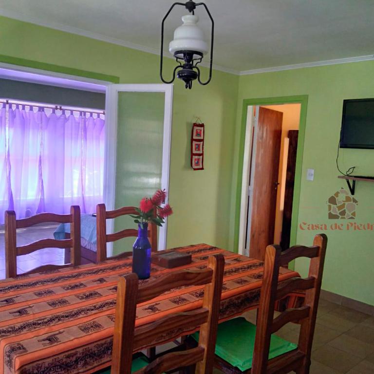 Casa de Piedra - a 2 cuadras del mar - solo familias - Casa de 2 dormitorios - 17