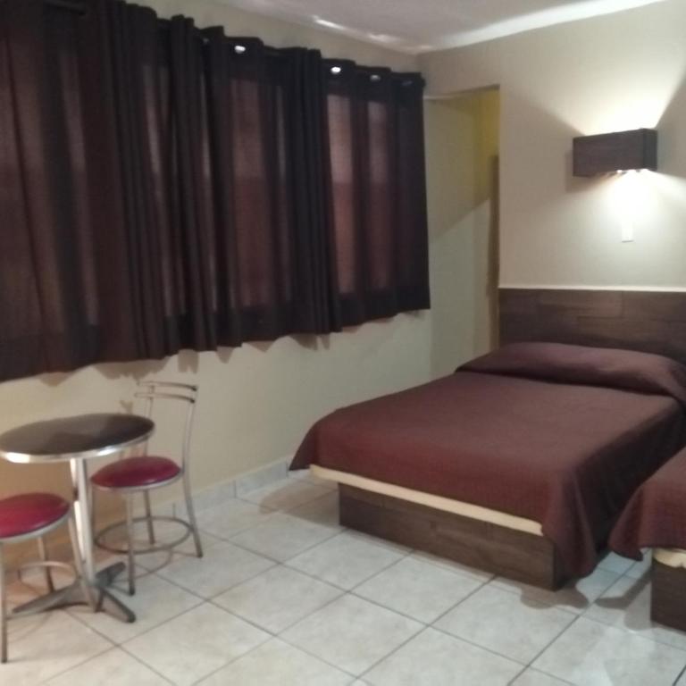 Hotel Delfines Del Mar - Twin Room with Private Bathroom - 6