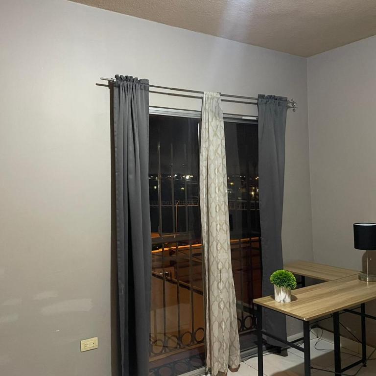 Spacious Rooftop House w/ King Bed - Three-Bedroom House - 16