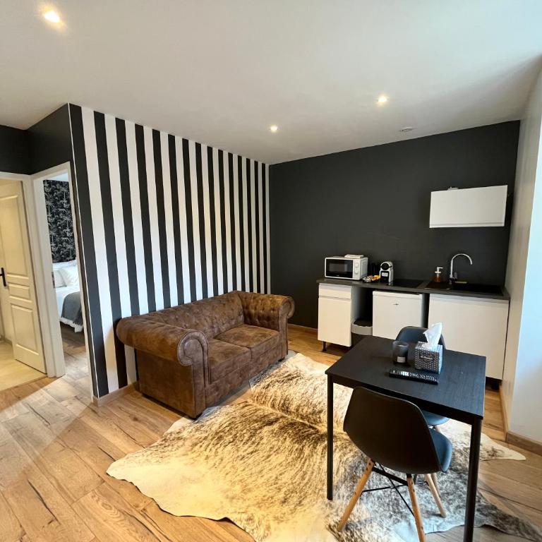 LesCinqSuites / Le Chivas - DABNB - Appartement 1 Chambre - 5