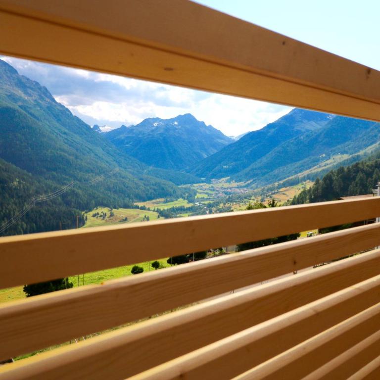 Guarda Lodge - Doppelzimmer mit Bergblick - 11