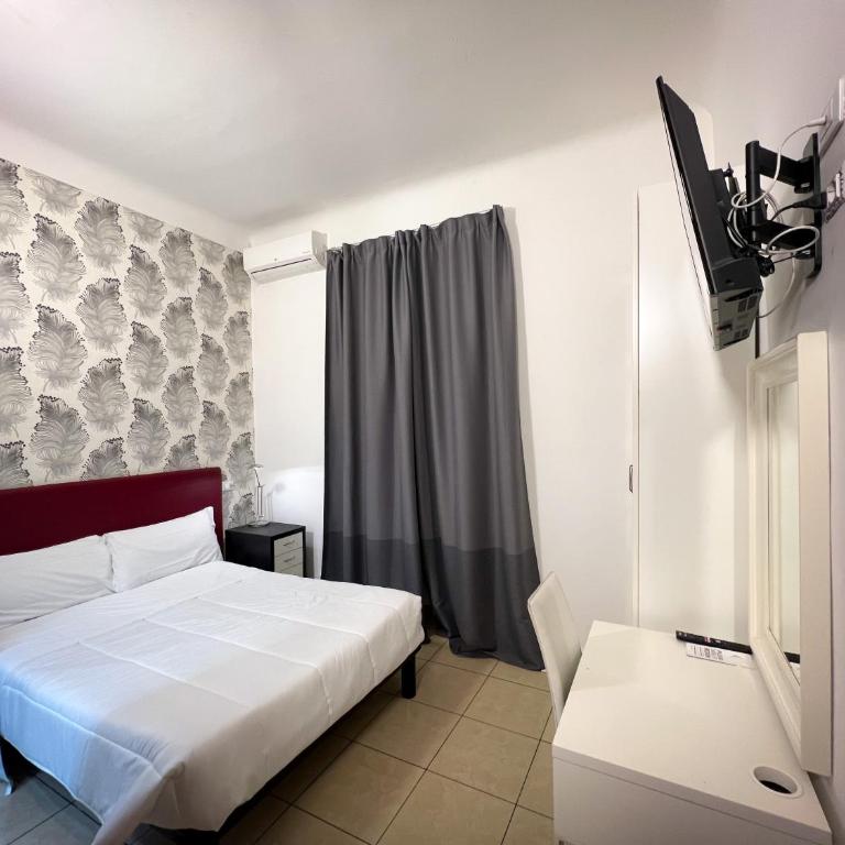 Hotel RossoVino Milano - Camera Matrimoniale con Bagno Privato - 1