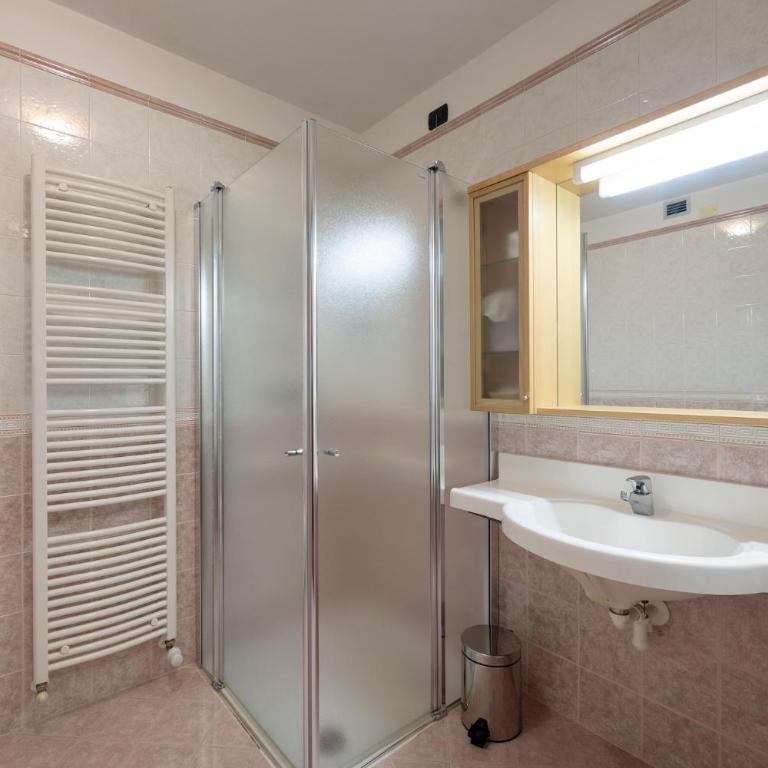 Sport Hotel Cristal - Camera Matrimoniale Standard - 4