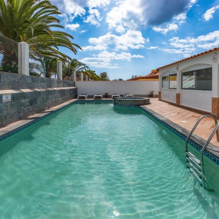 PRIMERA LUXURY HOUSE - Deluxe Villa - 4