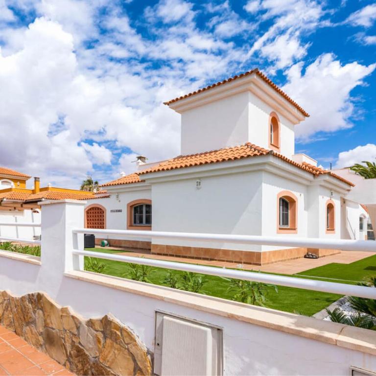 PRIMERA LUXURY HOUSE - Deluxe Villa - 7