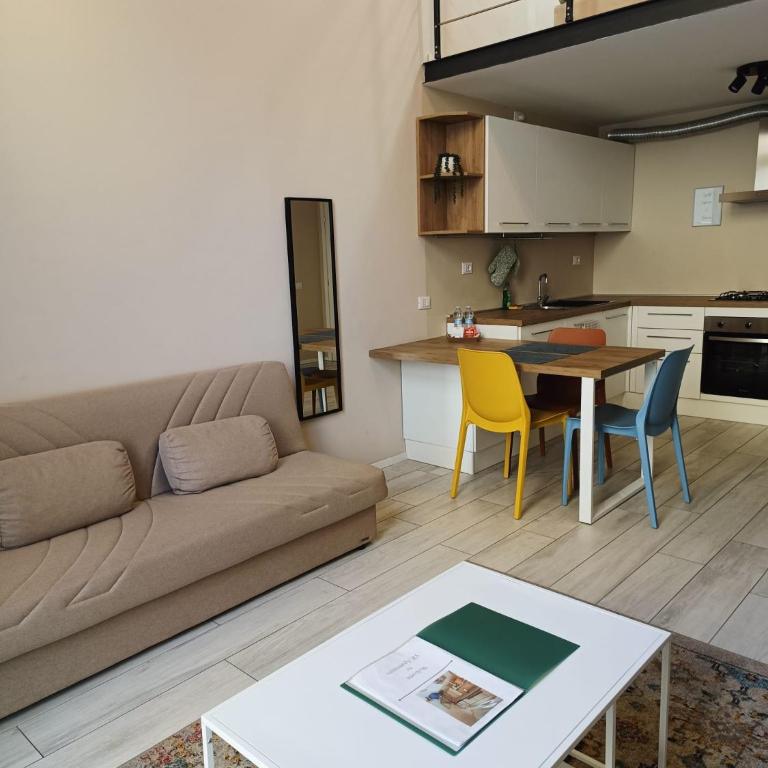 YR Apartments Bocconi- Modern Loft, 3 Min Walk to Duomo Tram - One-Bedroom House - 30