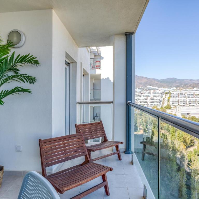 Hanami Puerto Blanco Sea Breeze & Stunning Views PB19 - Three-Bedroom Apartment - 28