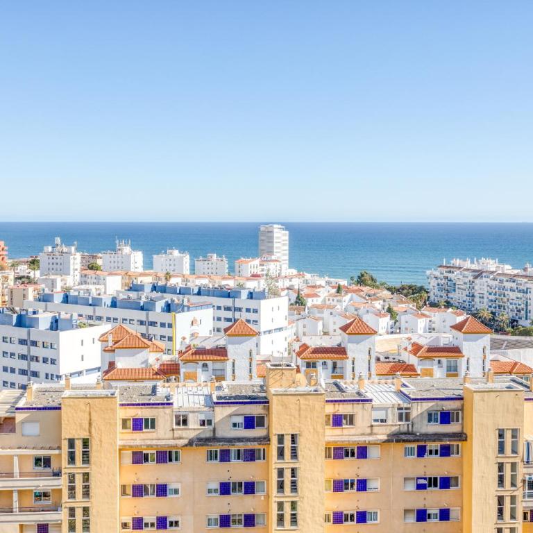 Hanami Puerto Blanco Sea Breeze & Stunning Views PB19 - Three-Bedroom Apartment - 26