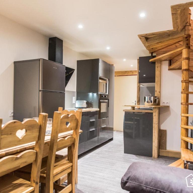 Val Thorens Appartement 8 personnes aux pieds des pistes - Apartment mit 2 Schlafzimmern - 1